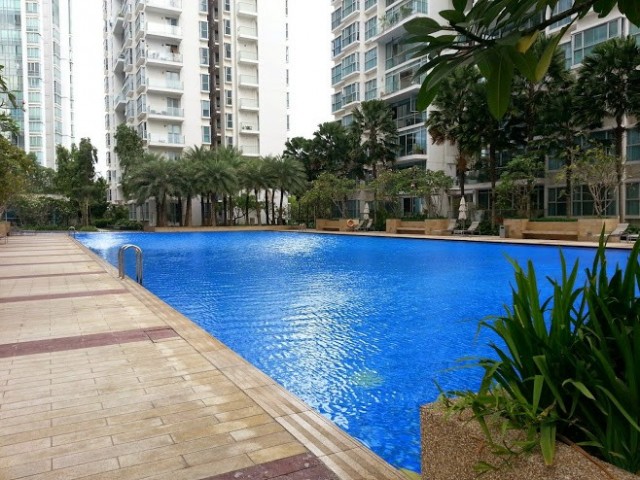 The Esta photo 5