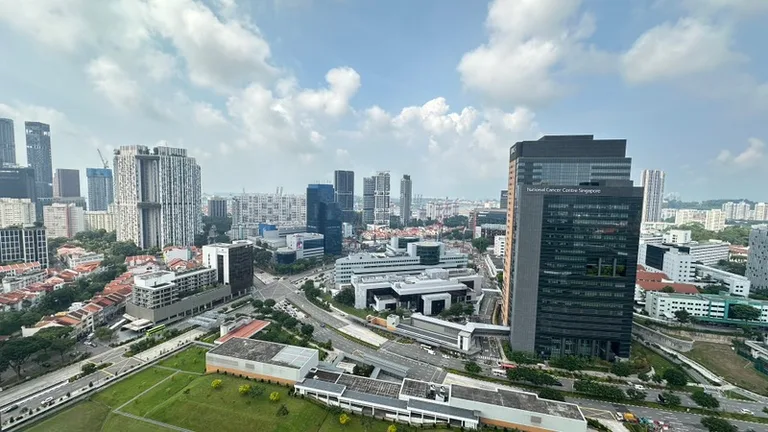 One Pearl Bank image 1 of 10
