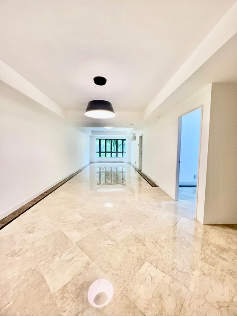 Cavenagh Lodge image 1 of 7