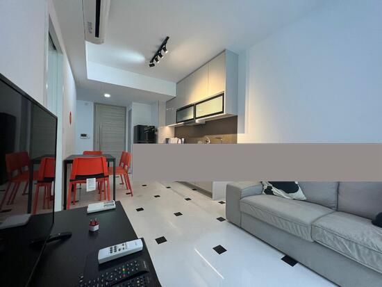 Sophia Hills photo 3
