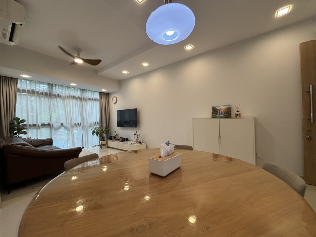 Varsity Park Condominium photo 2
