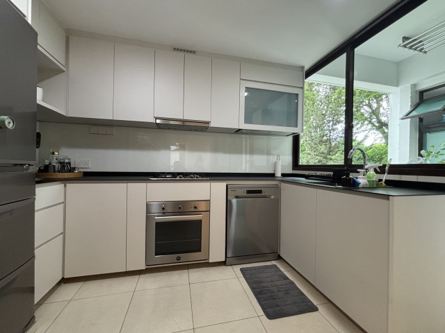 Varsity Park Condominium photo 4