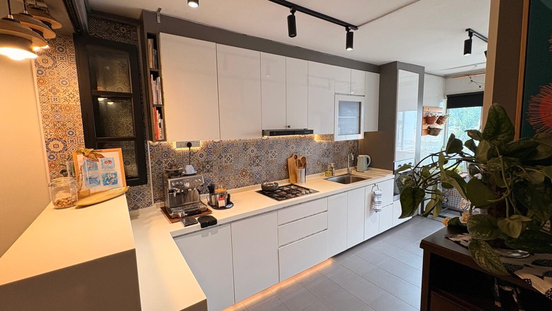 124 Serangoon Nth Ave 1 image 1 of 10