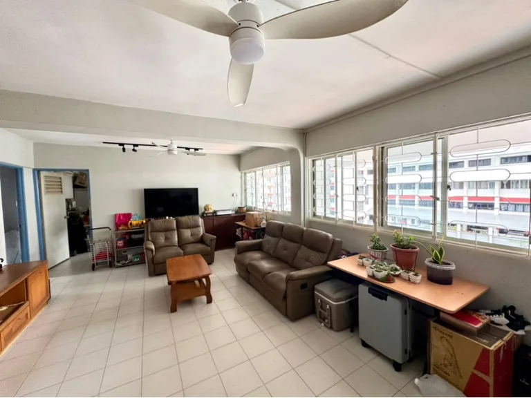 312 Jurong East St 32 image 1 of 10