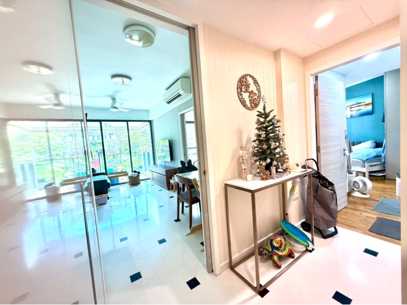 Sophia Hills photo 6