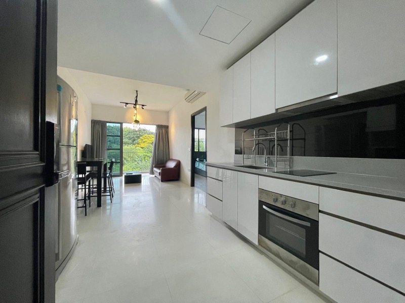 R Maisons (The Maisons) image 1 of 6