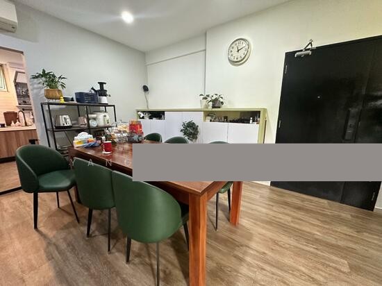 Hillview Apartments photo 3