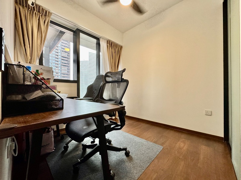 The M photo 2