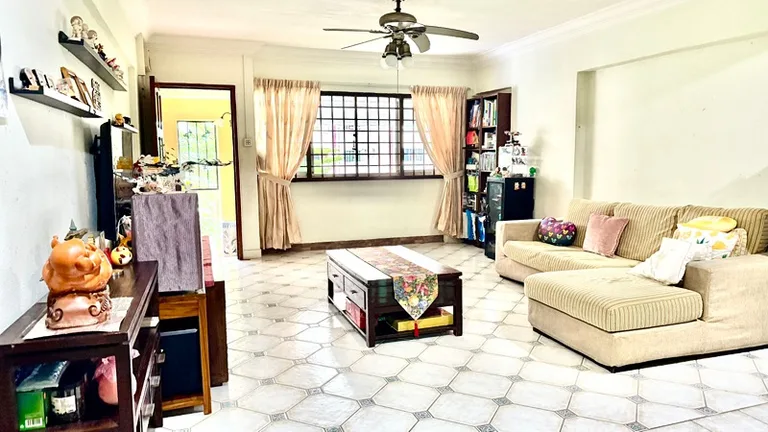 250 Tampines St 21 image 1 of 6