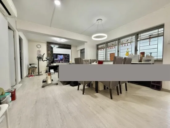 725 Pasir Ris St 72 image 1 of 8