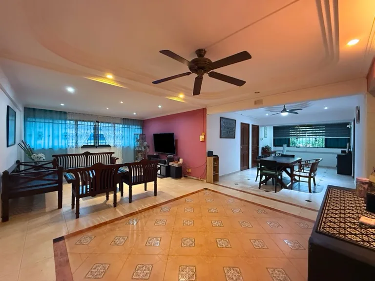 170 Bt Batok West Ave 8 image 1 of 10