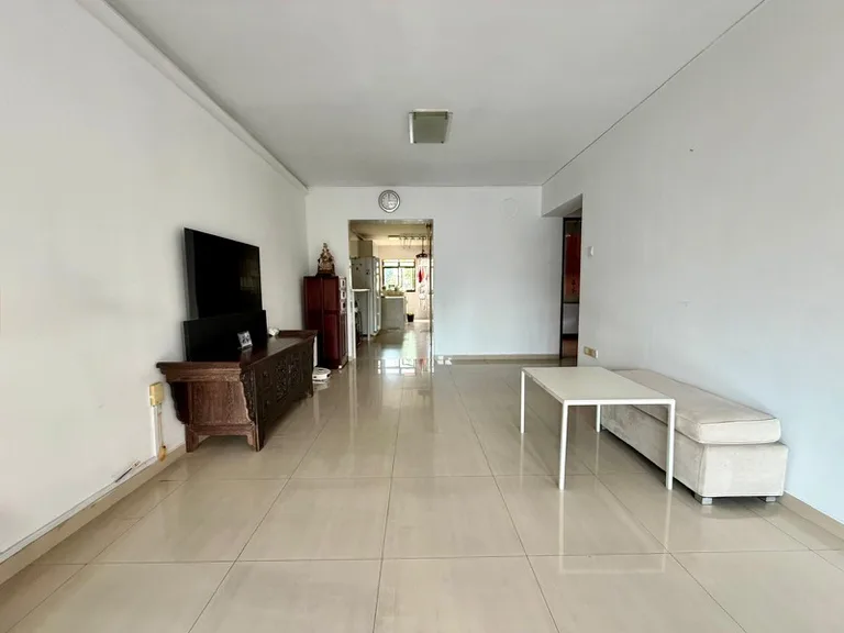 60 Teban Gdns Rd image 1 of 10