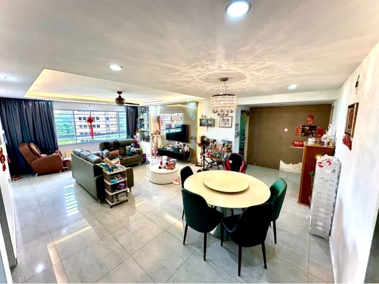 402 Bt Batok West Ave 7 image 1 of 10