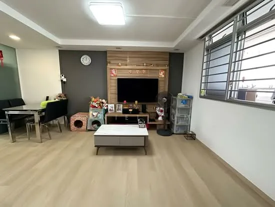 650 Hougang Ave 8 image 1 of 6