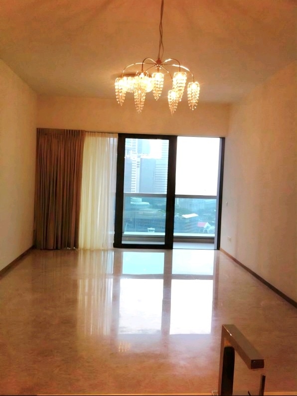 Marina Bay Residences image 1 of 6
