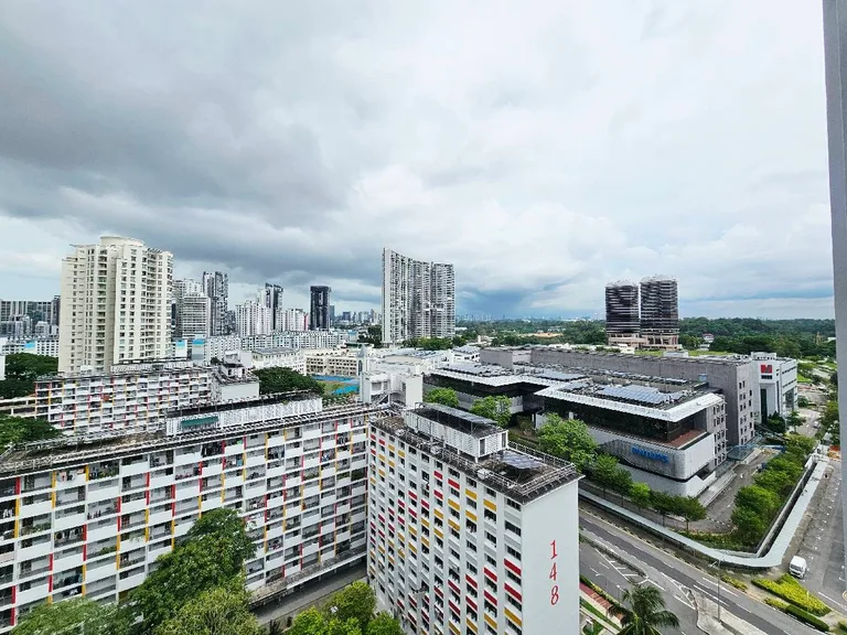 144 Lor 2 Toa Payoh image 1 of 10