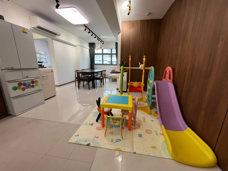 619A Tampines St 61 image 1 of 7