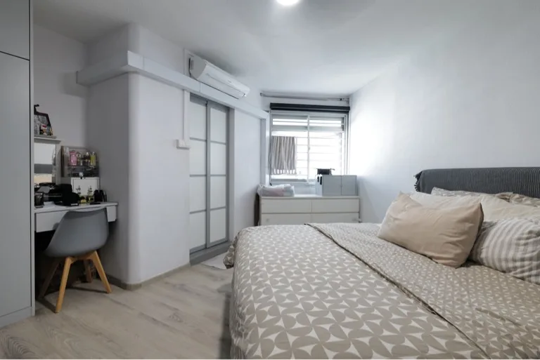 542 Hougang Ave 8 image 1 of 10