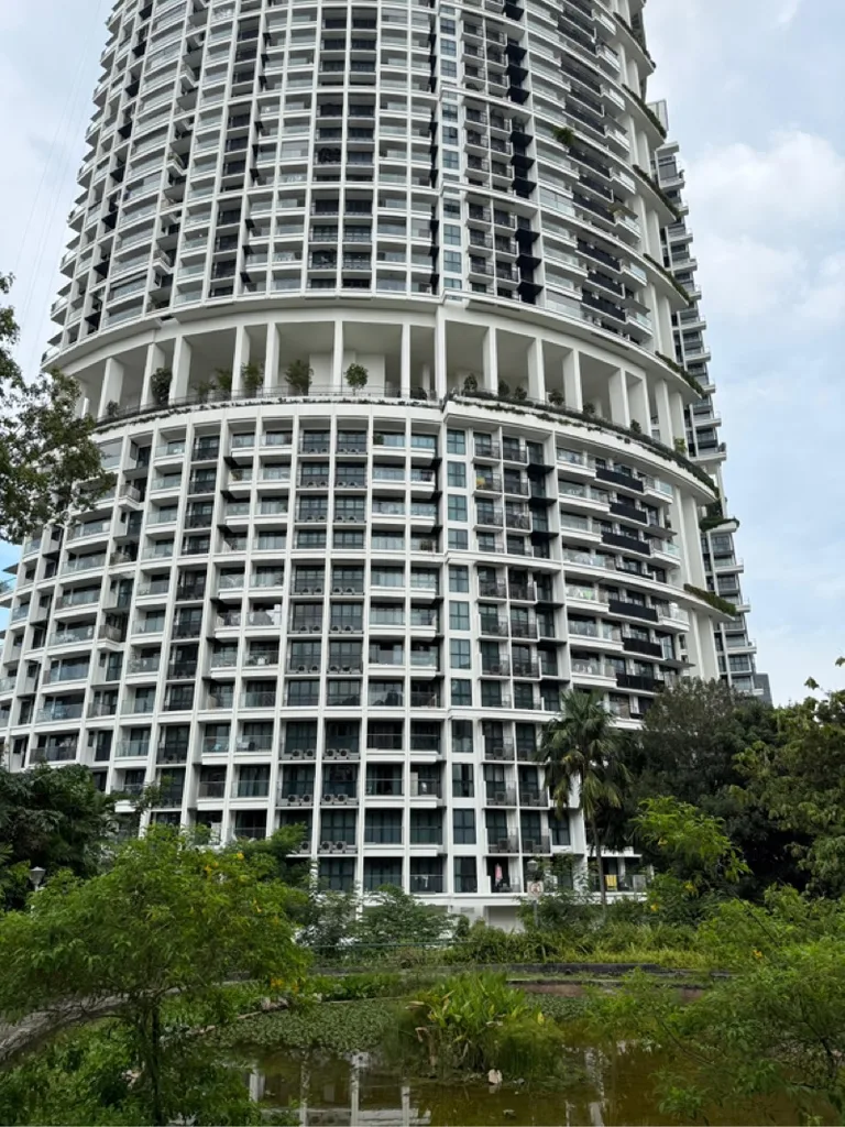 One Pearl Bank image 1 of 8