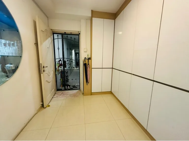 656 Jln Tenaga image 1 of 7
