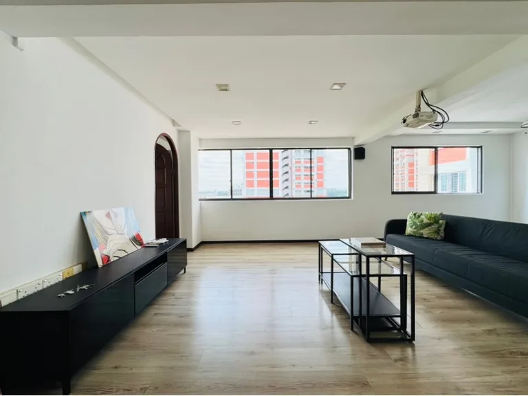 155 Bishan St 13 image 1 of 10