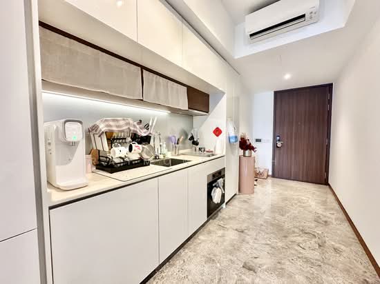 Fourth Avenue Residences photo 4