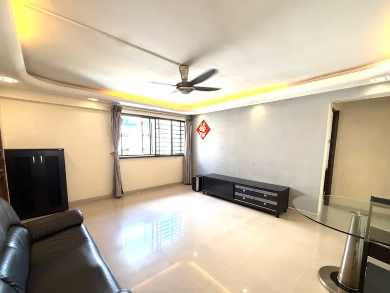 226 Serangoon Ave 4 image 1 of 10