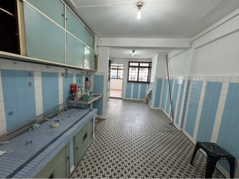 107 Lor 1 Toa Payoh image 1 of 10