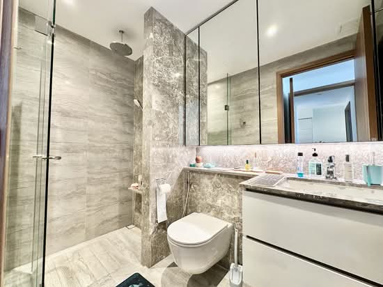 Fourth Avenue Residences photo 6