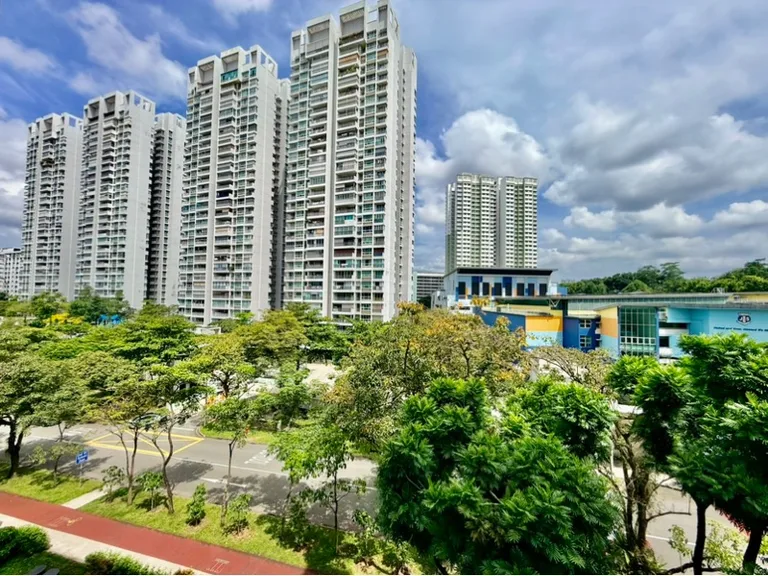523 Ang Mo Kio Ave 5 image 1 of 10