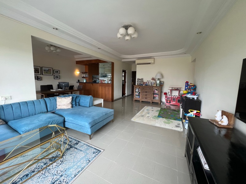 Ridgewood Condominium photo 2