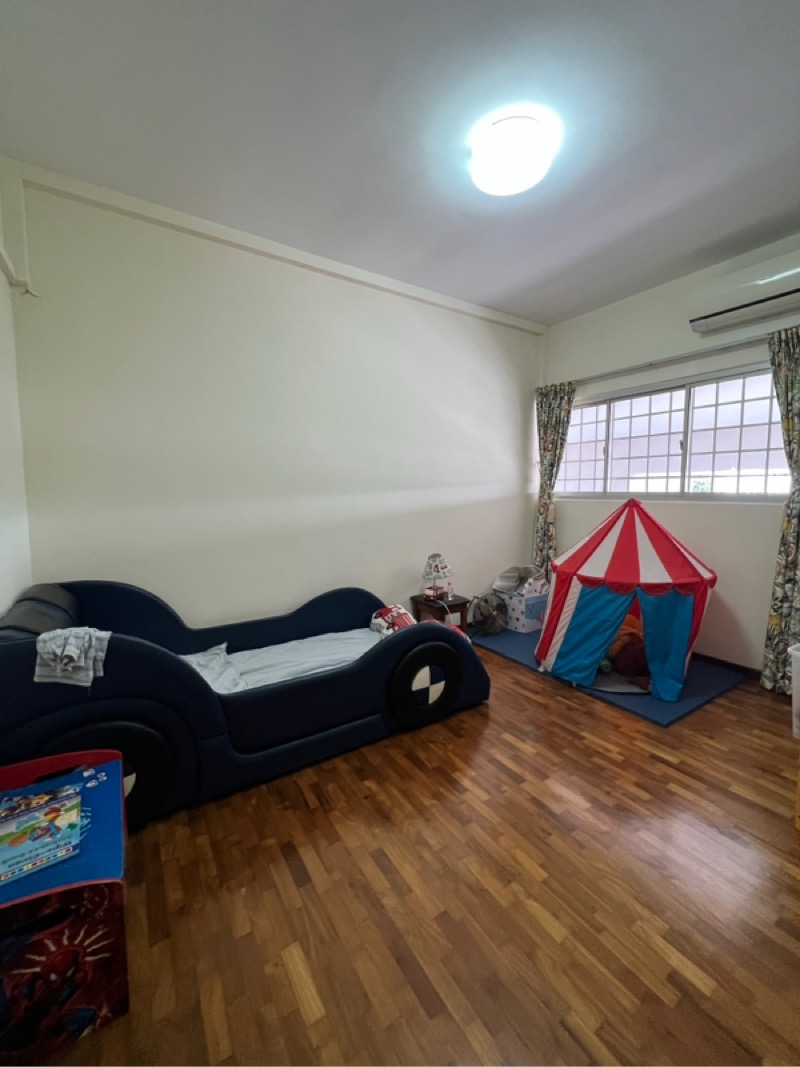 Ridgewood Condominium photo 3