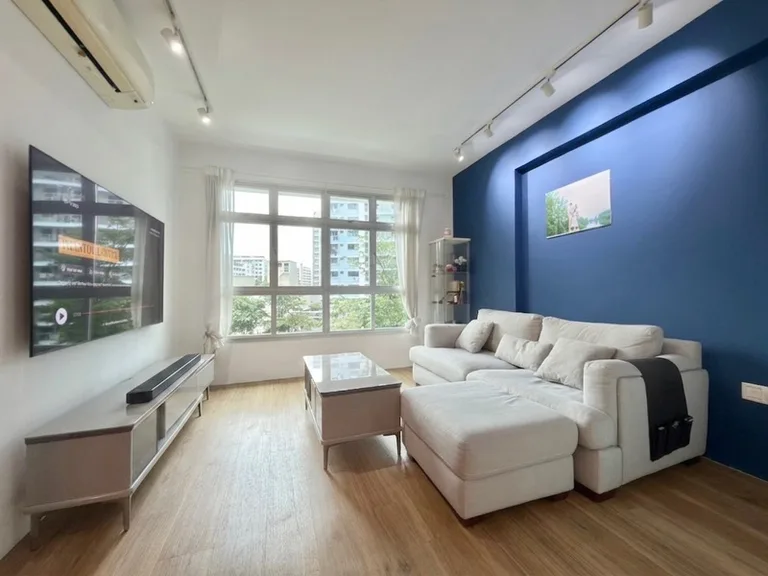 870A Tampines St 86 image 1 of 8