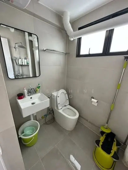 925 Tampines St 91 image 1 of 7