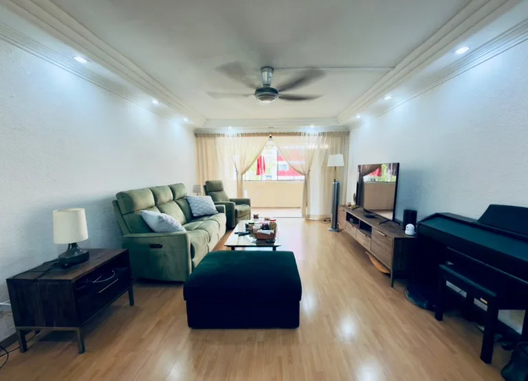 249 Hougang Ave 3 image 1 of 10