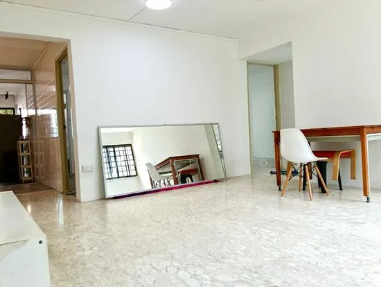 229 Serangoon Ave 4 image 1 of 7