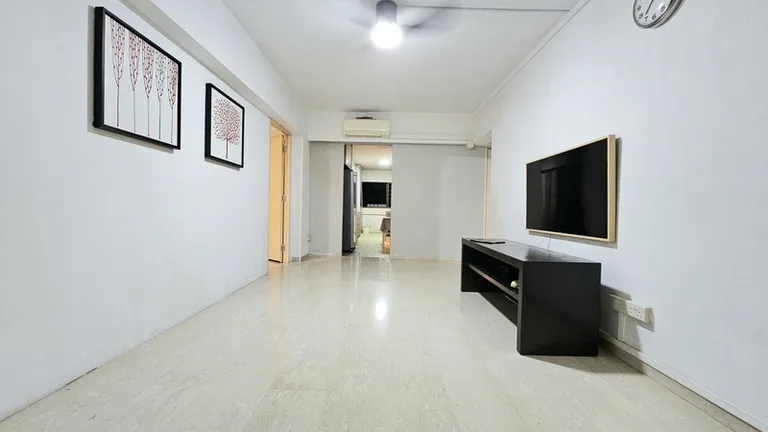 138 Tampines St 11 image 1 of 7