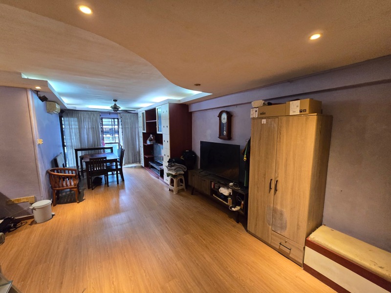 602 Jurong West St 62 image 1 of 10