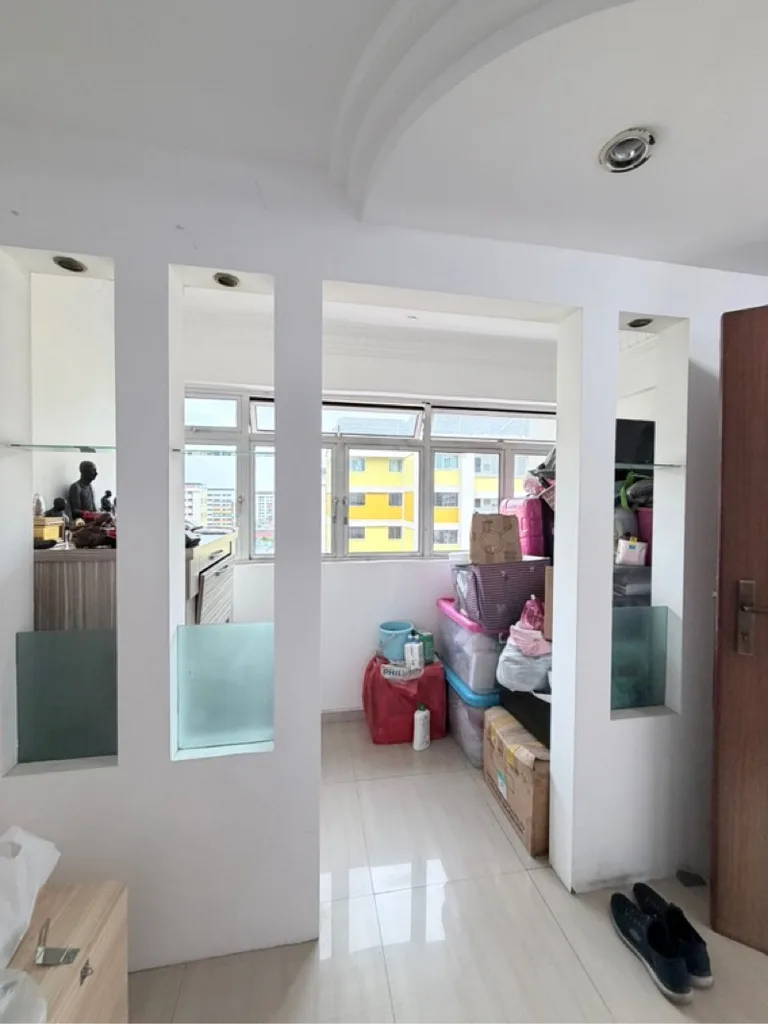 211 Tampines St 23 image 1 of 9