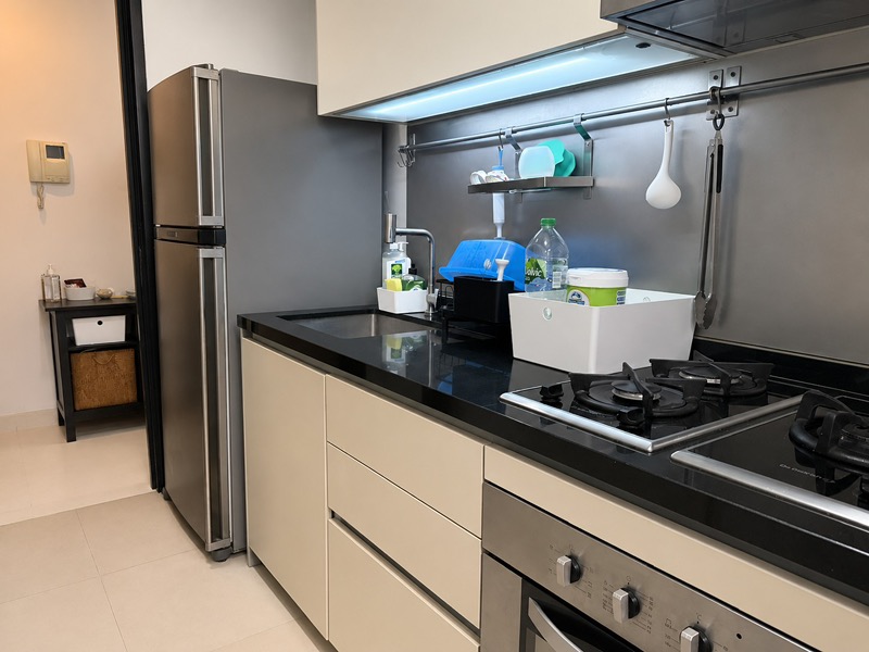 Atrium Residences photo 4