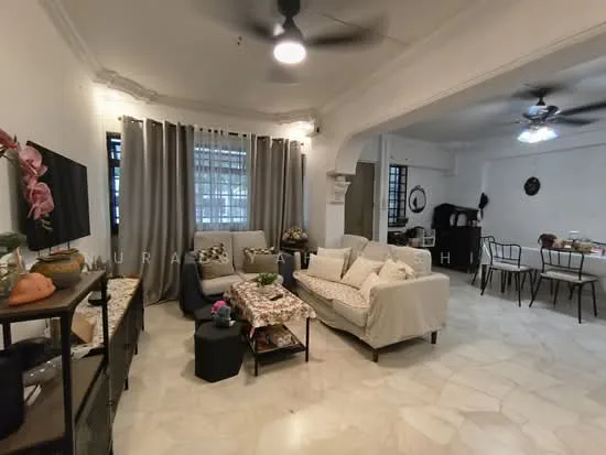 894A Woodlands Dr 50 image 1 of 5