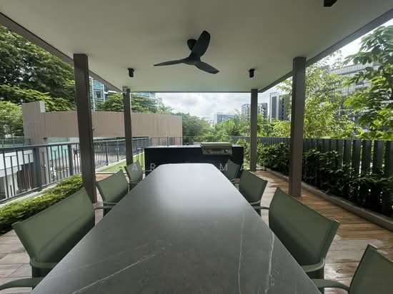 Wilshire Residences photo 2