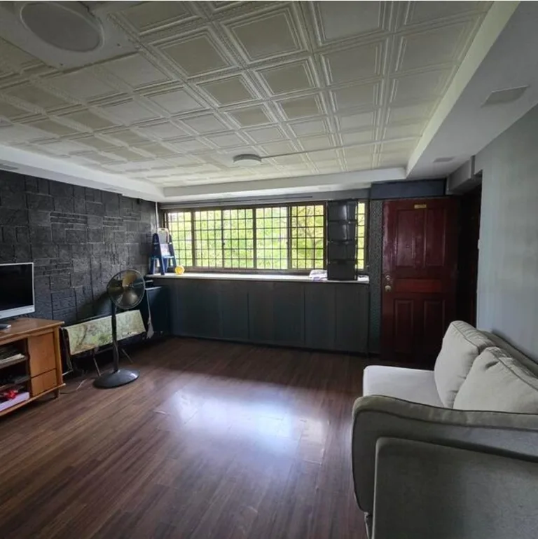 23 Telok Blangah Cres image 1 of 6