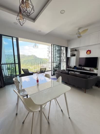 Foresque Residences image 1 of 10