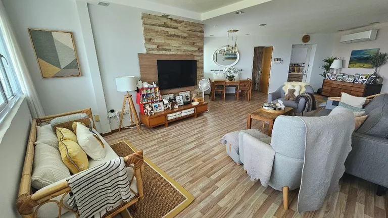 112 Tampines St 11 image 1 of 7