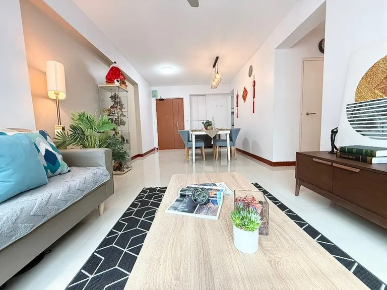 663B Punggol Dr image 1 of 7
