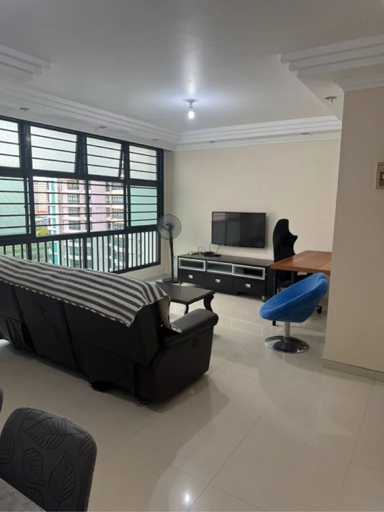 35 Eunos Cres image 1 of 9