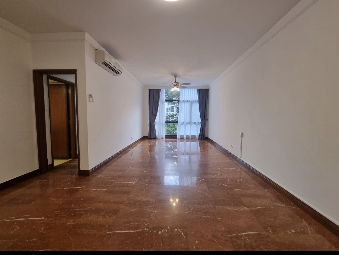 River Place photo 2