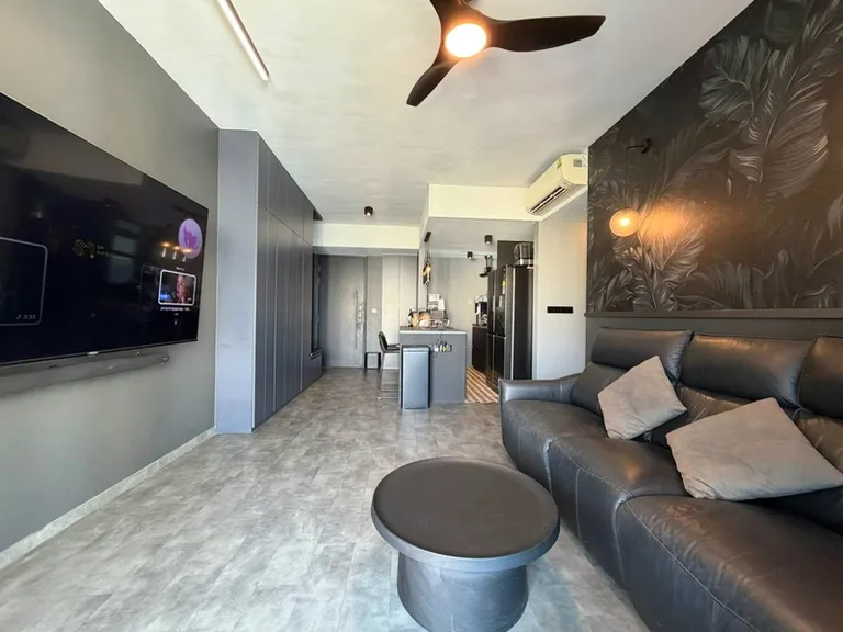 Q Bay Residences image 1 of 8