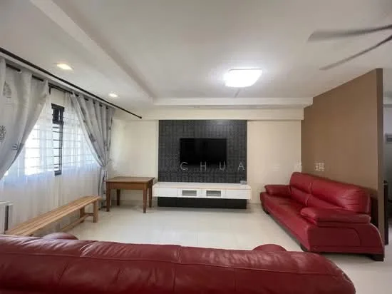 688A Choa Chu Kang Dr image 1 of 8